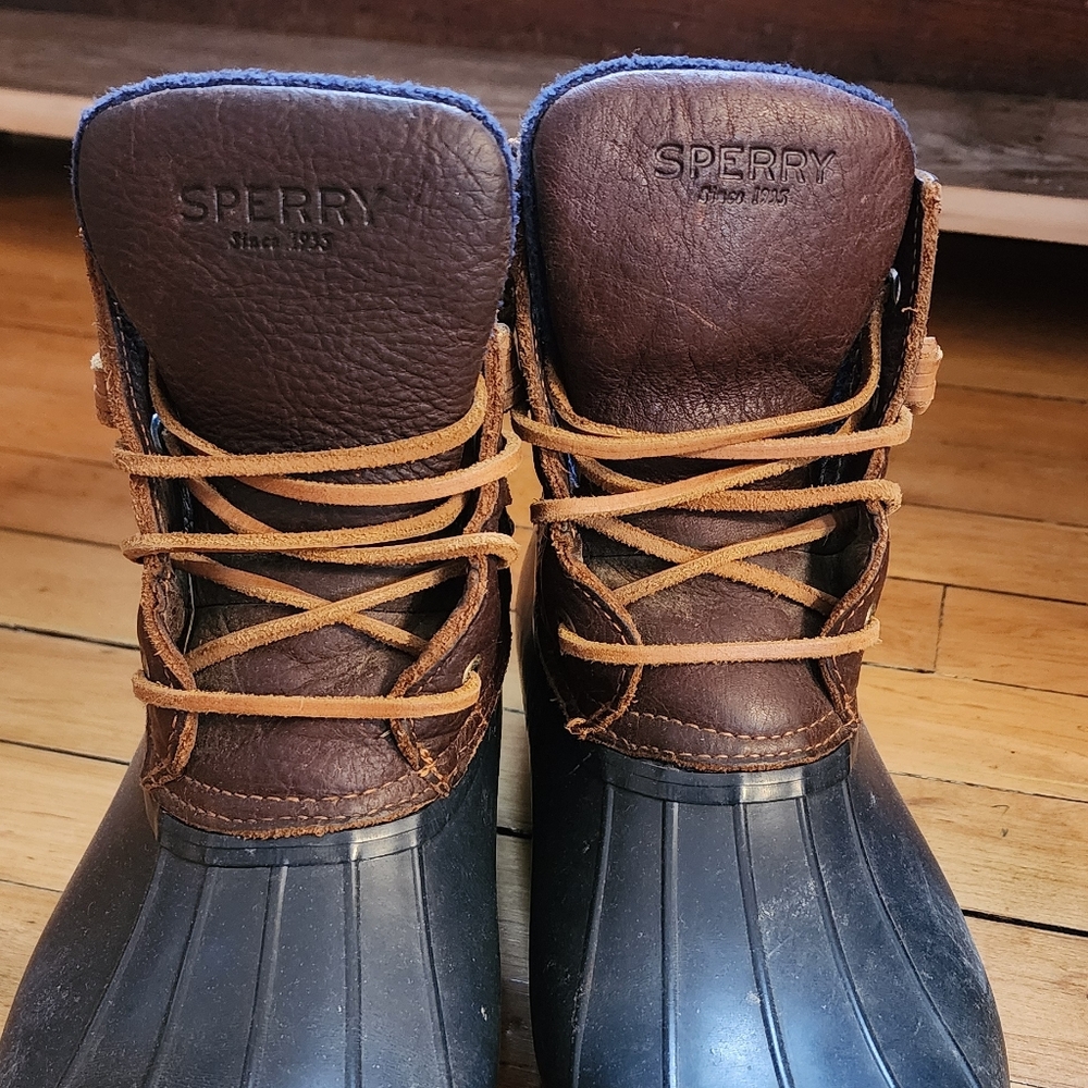 Sperry Women's Navy and Brown Waterproof Rubber Boots